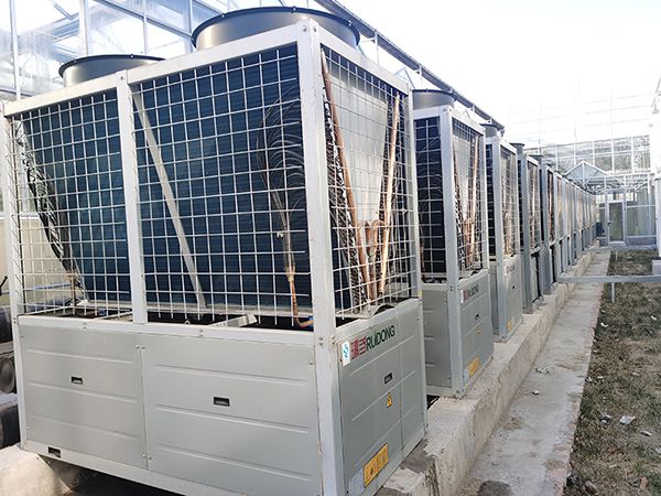 Air Cooled Chiller and Water Cooled Chiller in Beijing Nongcube Greenhouse, Beijing, China